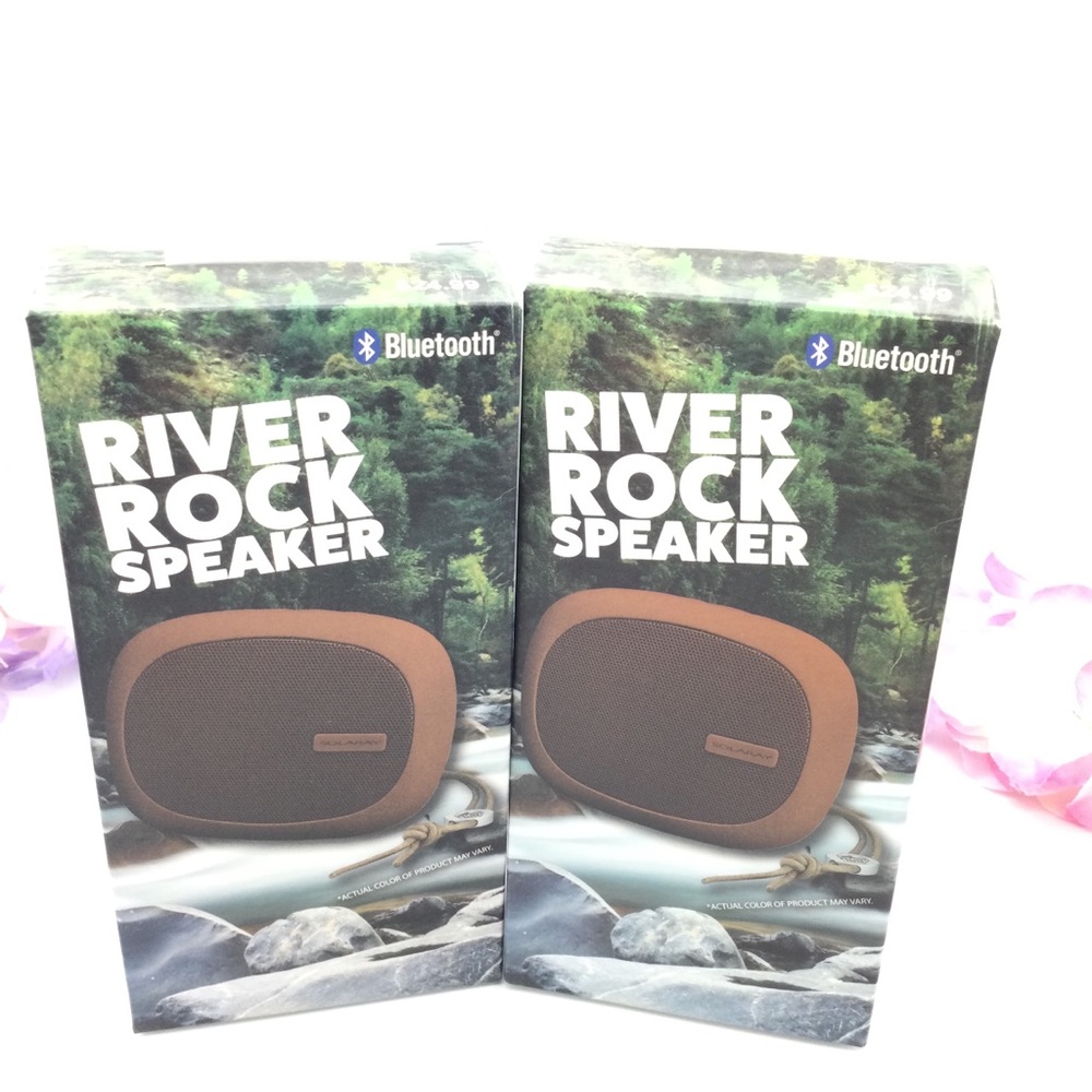 Vintage  Solaray River Rock Bluetooth speaker. New 2pk